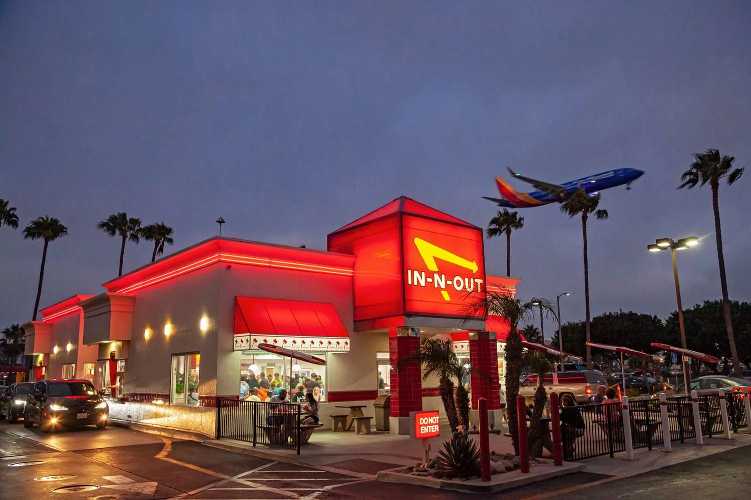 Commercial Roofing for Retail and Restaurant Chains in Corona, CA Commercial Roofing for Retail and Restaurant Chains in Corona, CA