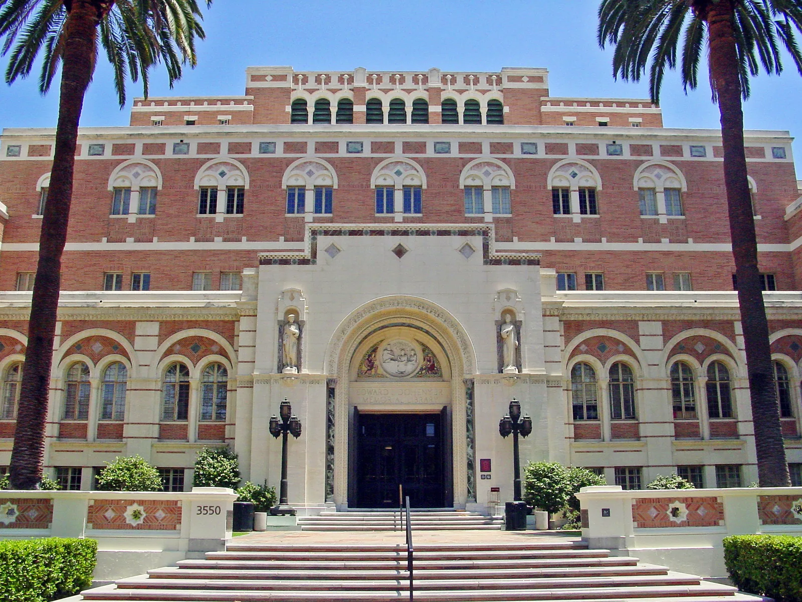 College and University Roofing in Corona, CA