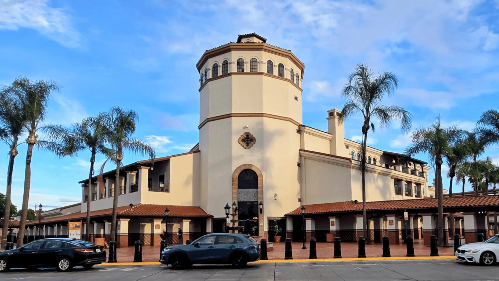 Commercial Roofing in Sixth Street and North Hamner Gateway, Norco, CA